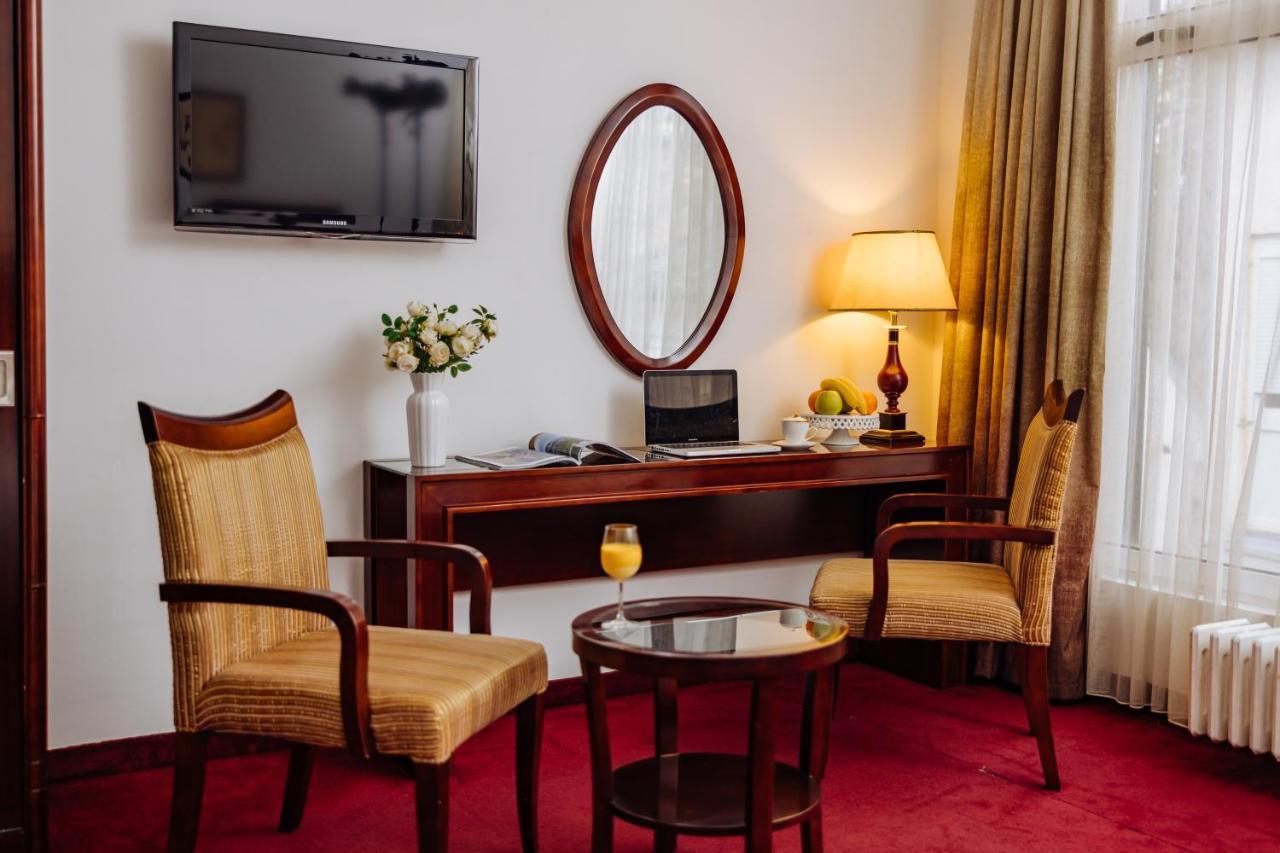 Garni Hotel Planeta Inn Novi Sad Extérieur photo
