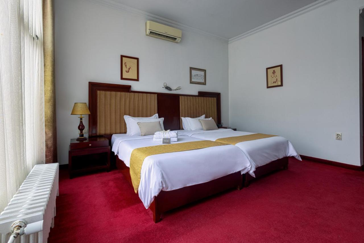 Garni Hotel Planeta Inn Novi Sad Extérieur photo