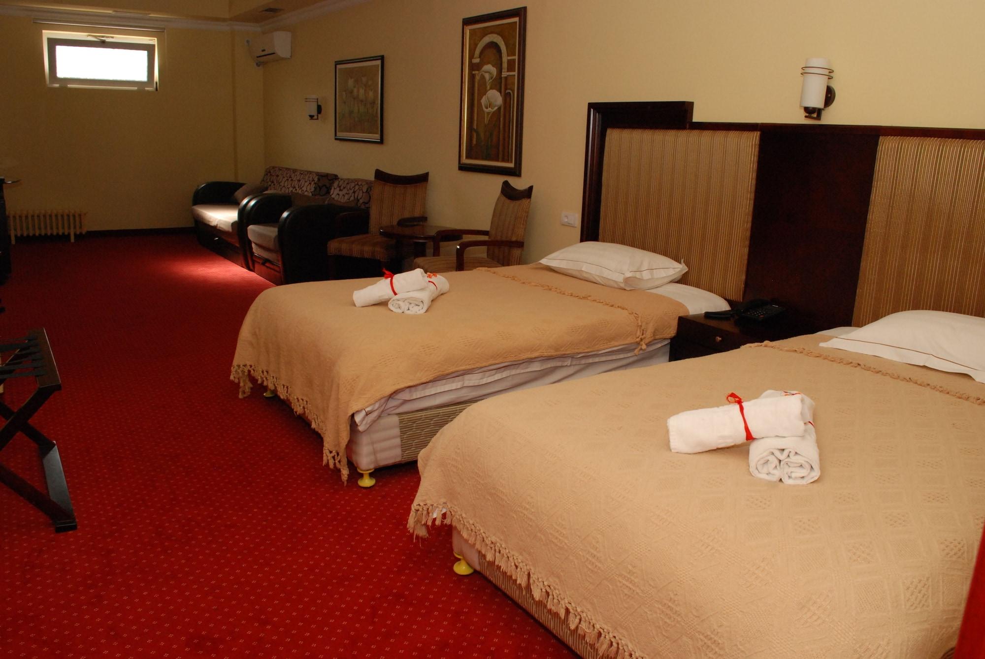 Garni Hotel Planeta Inn Novi Sad Extérieur photo