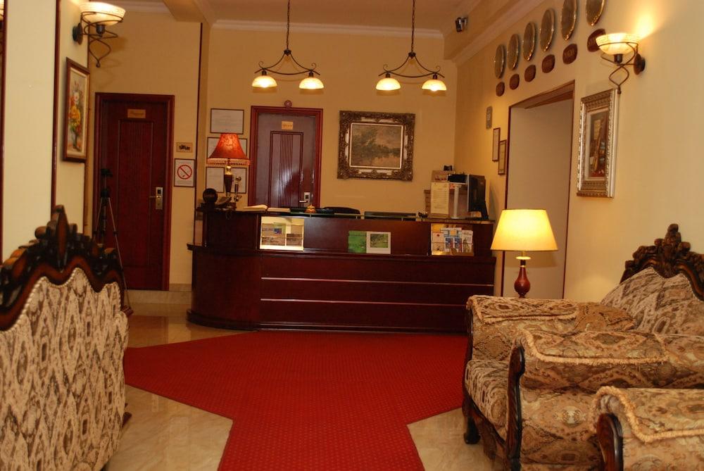 Garni Hotel Planeta Inn Novi Sad Extérieur photo